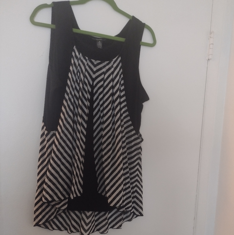 Alfani black and white striped top, size XL